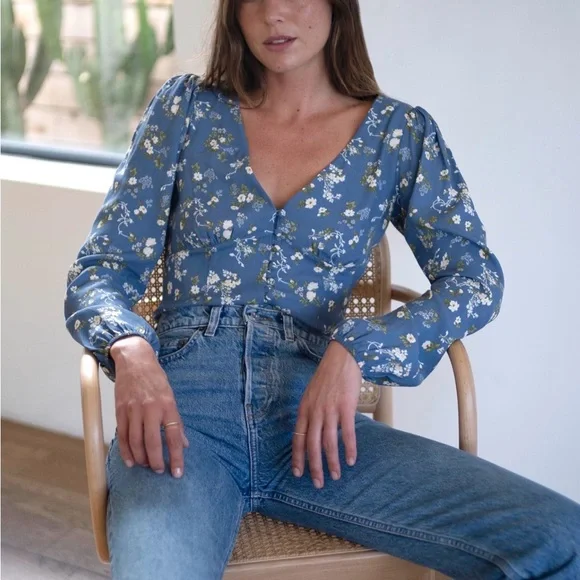 Nell Top from Reformation - Picture 1 of 16